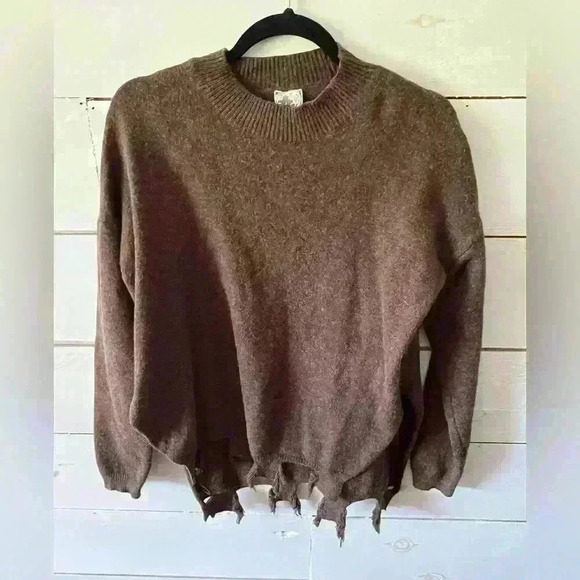 Sadie & Sage angora & polyester s/m sweater, distressed destroyed hem, brown EUC - Picture 1 of 6